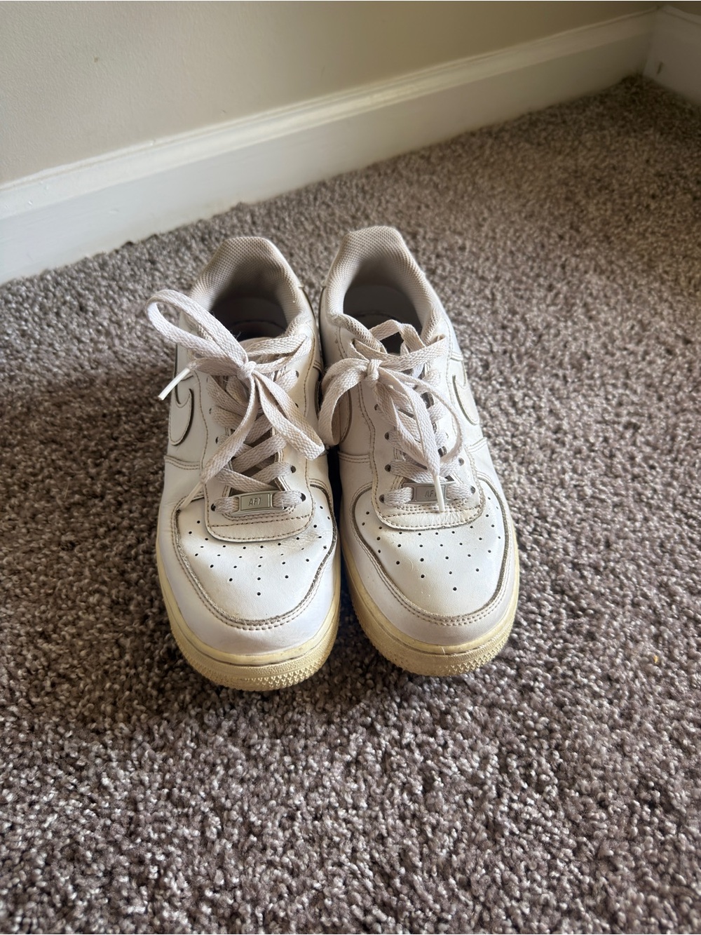 Nike Women's 8.5 Nike Air Force 1 Sneakers White